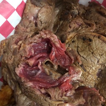 Bucketheads Beach Grill - The cook seems to think this is medium rare? - New American Near Me - Virginia Beach, Virginia