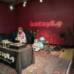 KUT Radio 90.5 FM