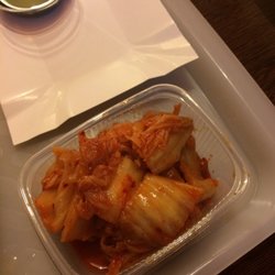 Tsongkha Momo - Kimchi