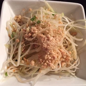 Pho Van Fresh - Papaya Salad (give it a pass, no zing or spice) - Vietnamese Near Me - Portland, Oregon