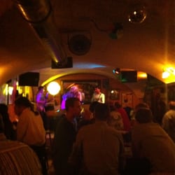 Irish Pub - Sunday night, open mic night