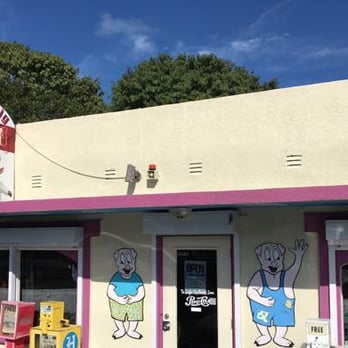 The Stuffed Pig - Breakfast & Brunch Near Me - Marathon, Florida