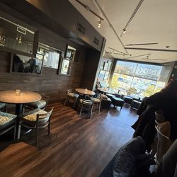 Mix Lounge & Food Bar