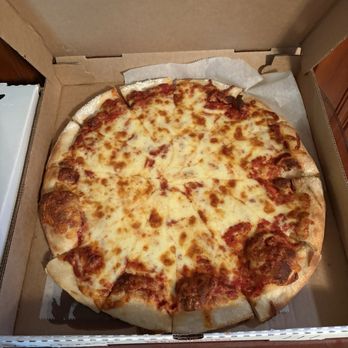 Mineo's Pizza House - Extra Cheese Large Pizza - Pizza Near Me - Pittsburgh, Pennsylvania Mineo's Pizza House - Extra Cheese Large Pizza - Pizza Near Me - Pittsburgh, Pennsylvania
