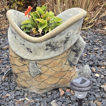 Morando Sculptures & Concrete Statues - Frog planter - Stonemasons Near Me - Kennewick, Washington Morando Sculptures & Concrete Statues - Frog planter - Stonemasons Near Me - Kennewick, Washington