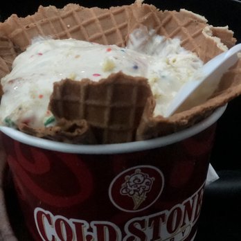 Cold Stone Creamery - Somewhere over the rainbow - Ice Cream & Frozen Yogurt Near Me - Bloomfield Hills, Michigan