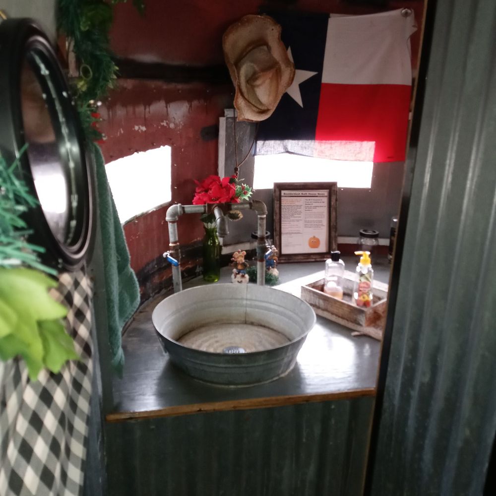 Horse trailer bathroom Horse trailer bathroom