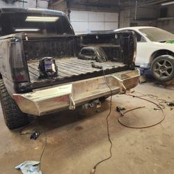 Huckleberry Customs & Repair