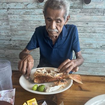 Muelle 37 - My dads favorite Red Snapper - Seafood Near Me - Harlingen, Texas Muelle 37 - My dads favorite Red Snapper - Seafood Near Me - Harlingen, Texas