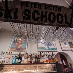 Chez Henri Restaurant & Bistrot - Ski legends supped, drank and partied here.