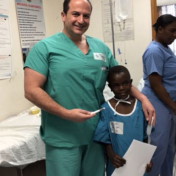 Gonzalez Anthony, MD - Young patient with Dr Anthony Gonzalez - Surgeons Near Me - Miami, Florida Gonzalez Anthony, MD - Young patient with Dr Anthony Gonzalez - Surgeons Near Me - Miami, Florida