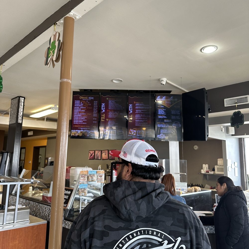 Machetes Big Quesadillas - The order area - Mexican Near Me - Chicago, Illinois Machetes Big Quesadillas - The order area - Mexican Near Me - Chicago, Illinois