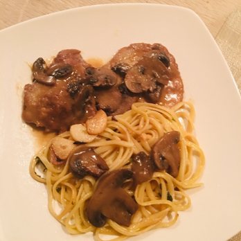 Tutto A Modo Mio - Veal Marsala With Linguine With Garlic And Oil - Italian Near Me - Ridgefield, New Jersey Tutto A Modo Mio - Veal Marsala With Linguine With Garlic And Oil - Italian Near Me - Ridgefield, New Jersey