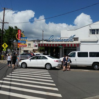 Leonard's Bakery - On my way! - Bakeries Near Me - Honolulu, Hawaii Leonard's Bakery - On my way! - Bakeries Near Me - Honolulu, Hawaii
