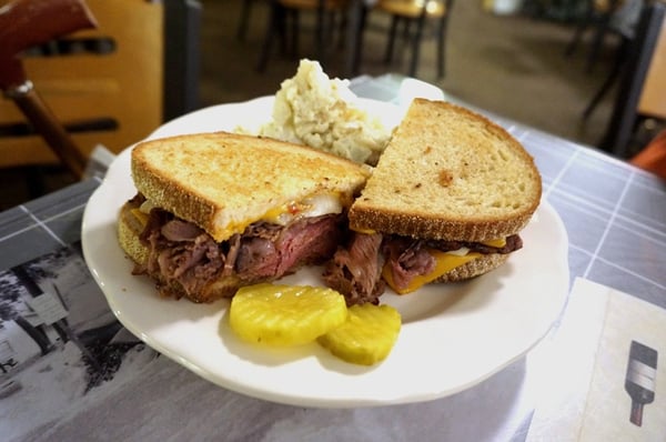 Arlene and Tom's Restaurant by null