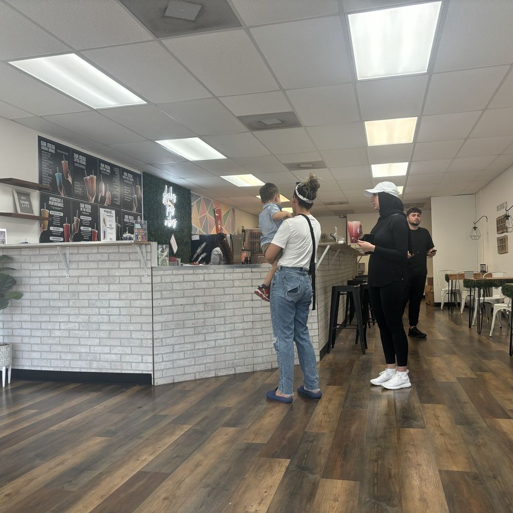 Dearborn Nutrition - Interior - Juice Bars & Smoothies Near Me - Dearborn, Michigan Dearborn Nutrition - Interior - Juice Bars & Smoothies Near Me - Dearborn, Michigan