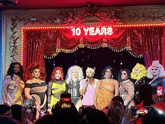 Lips Drag Queen Show Palace, Restaurant & Bar by null