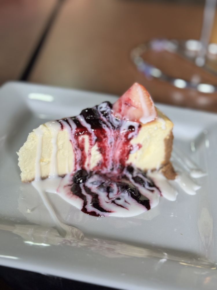 SERV RESTAURANT Updated November 2024 32 Photos 6635 Quince Rd