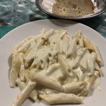 Carlo Menta - Penne al gorgonzola - Pizza Near Me - Rome, RM
