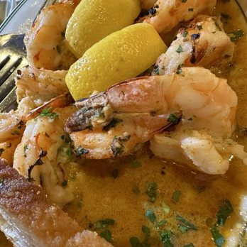 Tony's Di Napoli - Shrimp Scampi - Italian Near Me - New York, New York Tony's Di Napoli - Shrimp Scampi - Italian Near Me - New York, New York