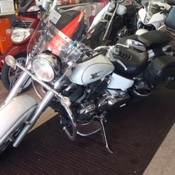 All About Scooters and Motorcycles - Man I really want one of these!