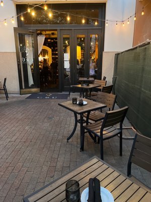 CRÚ Food & Wine Bar by null