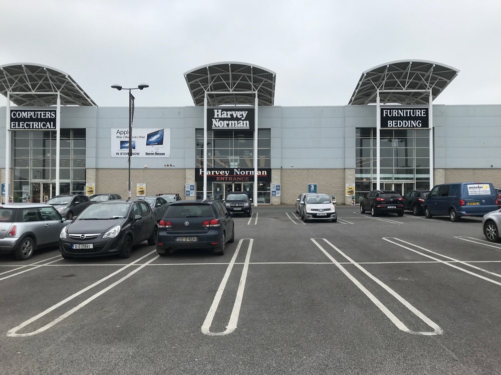 HARVEY NORMAN Donore Road, Drogheda, Co. Louth, Republic of Ireland