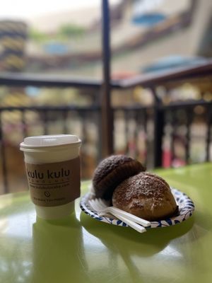 Royal Hawaiian Center by null