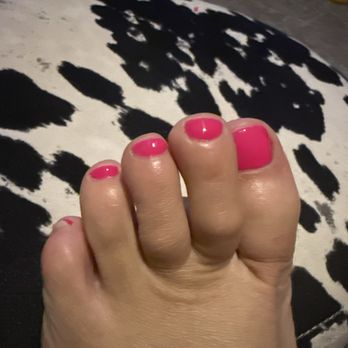 VSL Nail Spa - Missing color from little toe 6 hours later. - Nail Salons Near Me - Columbia, Tennessee VSL Nail Spa - Missing color from little toe 6 hours later. - Nail Salons Near Me - Columbia, Tennessee