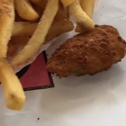 Tommy's Red Hots - Fries and jalapeño popper