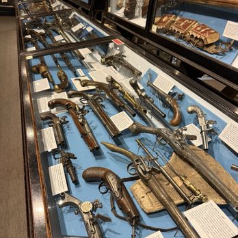 Pitt Rivers Museum - Weapons - Museums Near Me - Oxford, OXF Pitt Rivers Museum - Weapons - Museums Near Me - Oxford, OXF