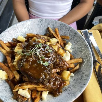 Bistro Hortus - Poutine - French Near Me - Quebec City, Quebec Bistro Hortus - Poutine - French Near Me - Quebec City, Quebec