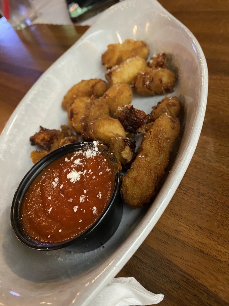 Social spots from Morris Tavern