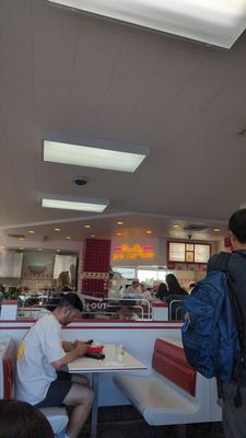 In-N-Out Burger by null