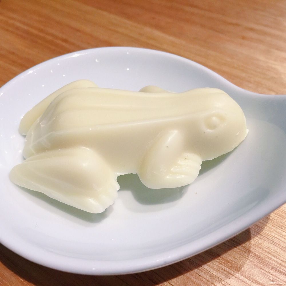Chokolait Emporium - White chocolate froggie. - Cafes Near Me - Melbourne, VIC