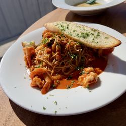 Los Olivos - Shrimp Al Olivo