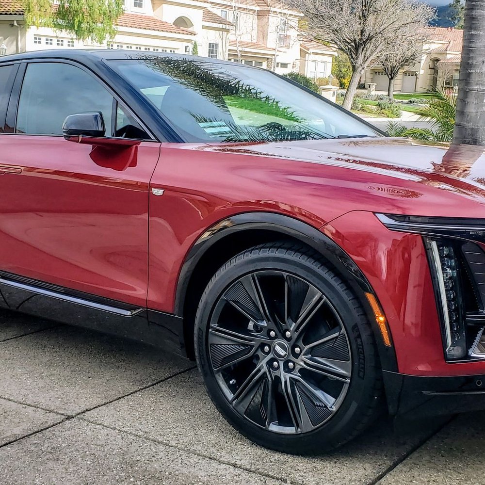 Cadillac LYRIQ