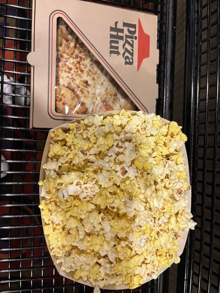 CINEMARK TINSELTOWN USA Updated August 2024 44 Photos & 59 Reviews