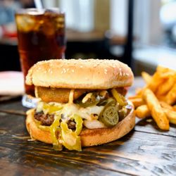 WingFellas - Southwest burger & fries