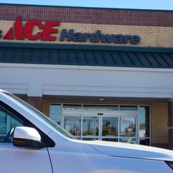 Elliott Ace Hardware
