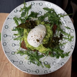 Juicerie - Avocado toast