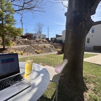 Good Neighbor - Outside seating - Coffee & Tea Near Me - Baltimore, Maryland