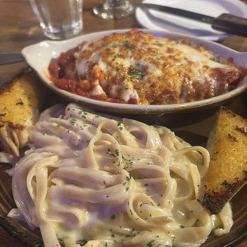 The Outpost Steakhouse - Chicken Parmesan and Alfredo with garlic bread - Steakhouses Near Me - Burney, California
