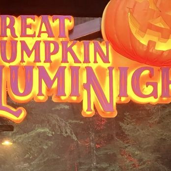 Dollywood - Great Pumpkin Luminights for the fall - Amusement Parks Near Me - Pigeon Forge, Tennessee Dollywood - Great Pumpkin Luminights for the fall - Amusement Parks Near Me - Pigeon Forge, Tennessee