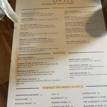 The Breachway Grill - Pizza Near Me - Charlestown, Rhode Island