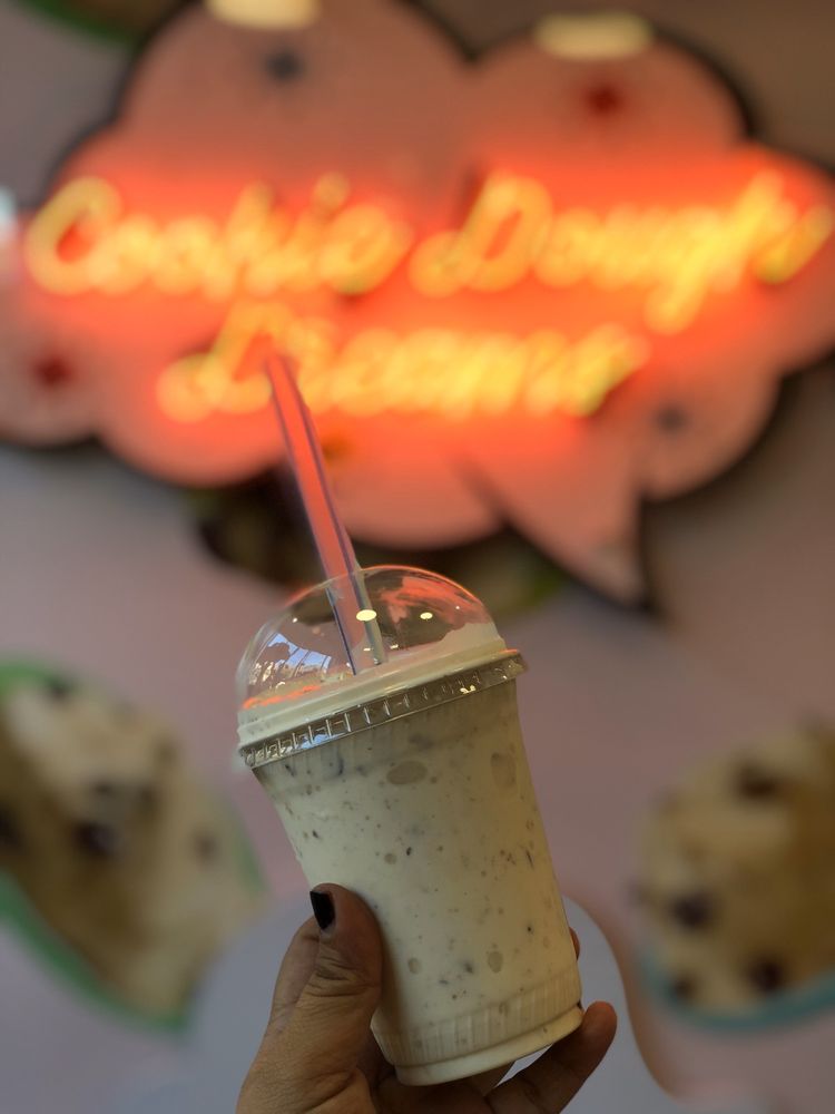 COOKIE DOUGH DREAMS 293 Photos & 217 Reviews 124 E Magnolia Blvd