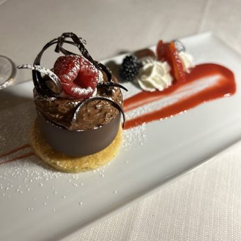 Osteria Quatro Pass - Chocolate dessert - Italian Near Me - Varenna, SO Osteria Quatro Pass - Chocolate dessert - Italian Near Me - Varenna, SO