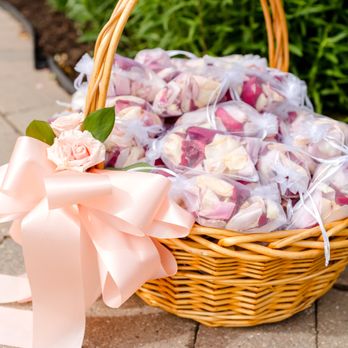 Blooming Flowers - Florists Near Me - Elk Grove Village, Illinois