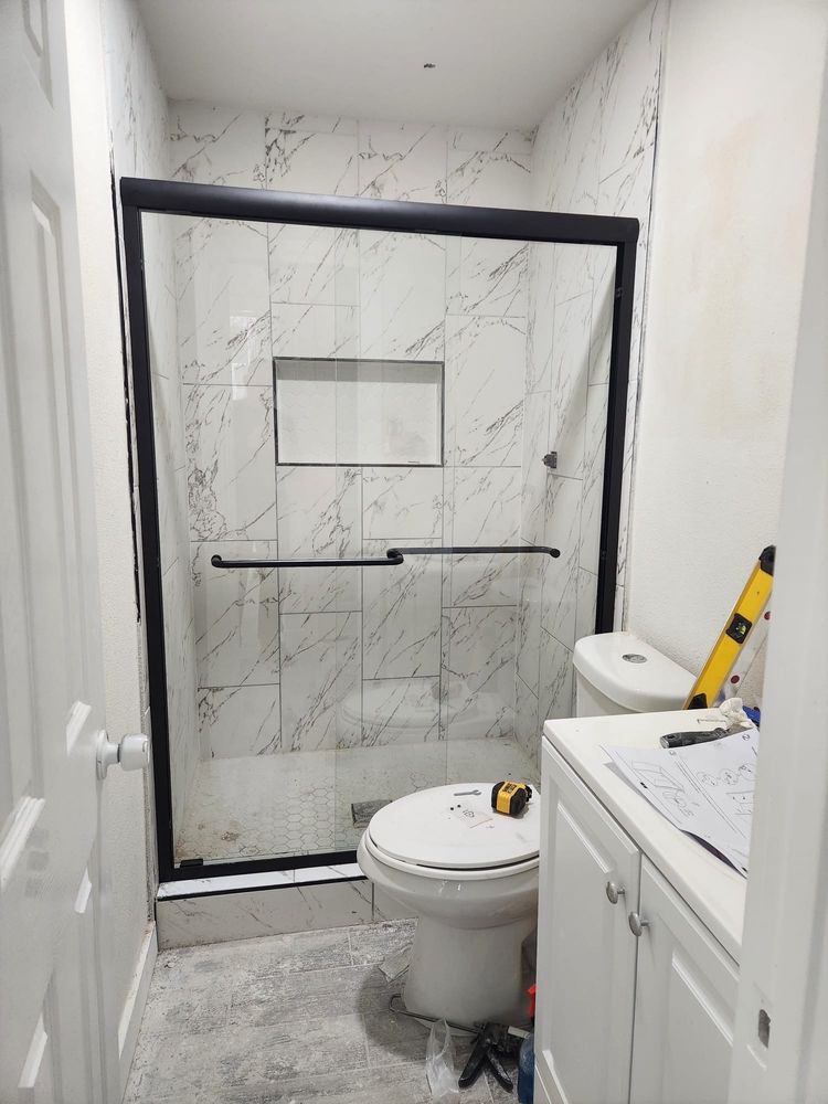 Slide of Rdr roofing & General contractor