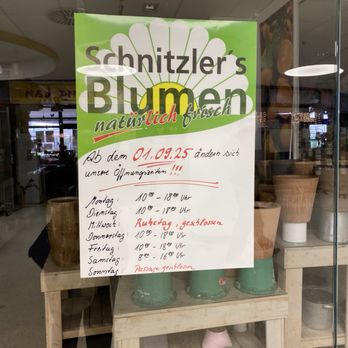 Schnitzler's Blumen - Mittwochs geschlossen. Neue Öffnungszeiten. - Florists Near Me - Dusseldorf, NW Schnitzler's Blumen - Mittwochs geschlossen. Neue Öffnungszeiten. - Florists Near Me - Dusseldorf, NW